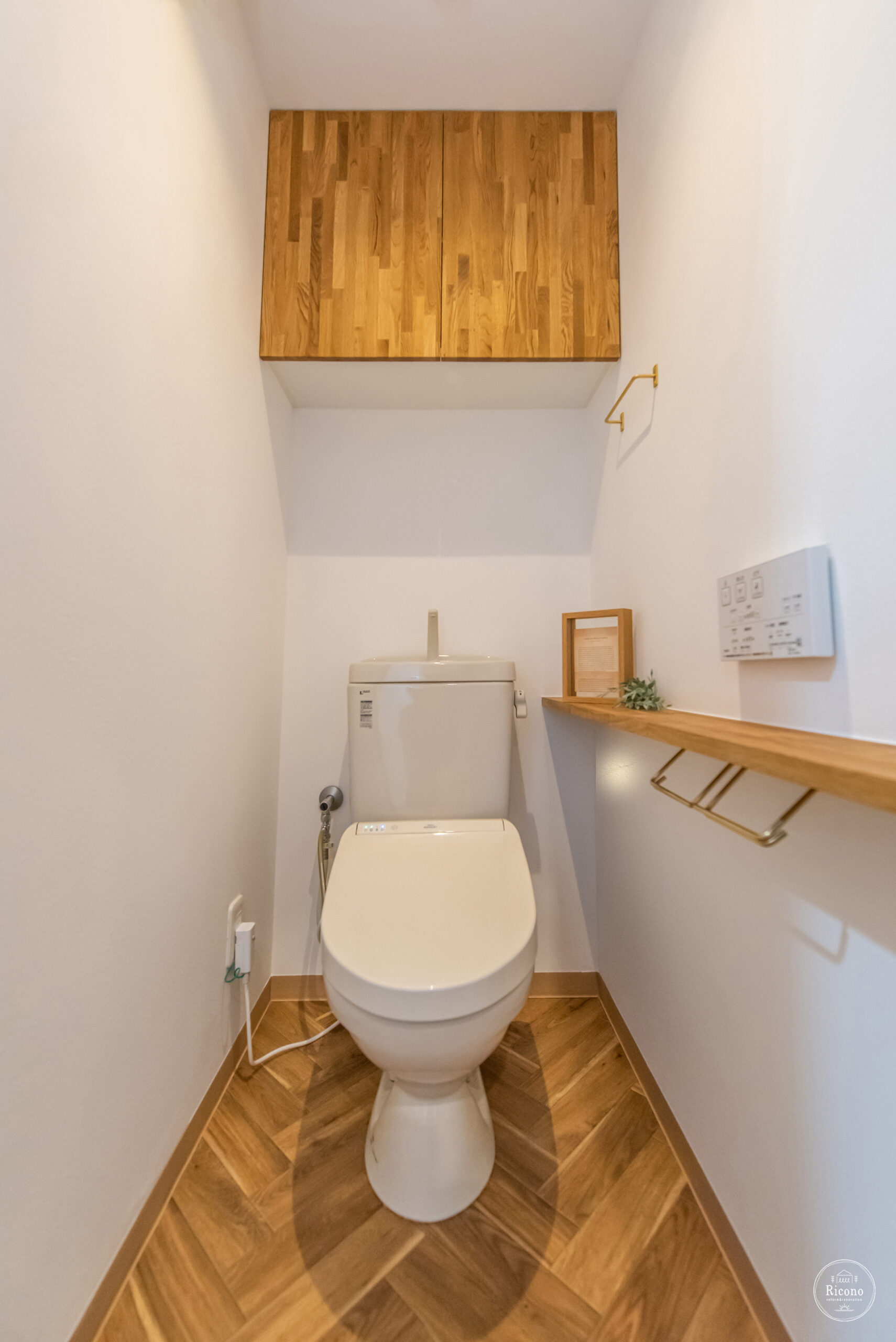 木を感じるマンションリノベーション（トイレ）